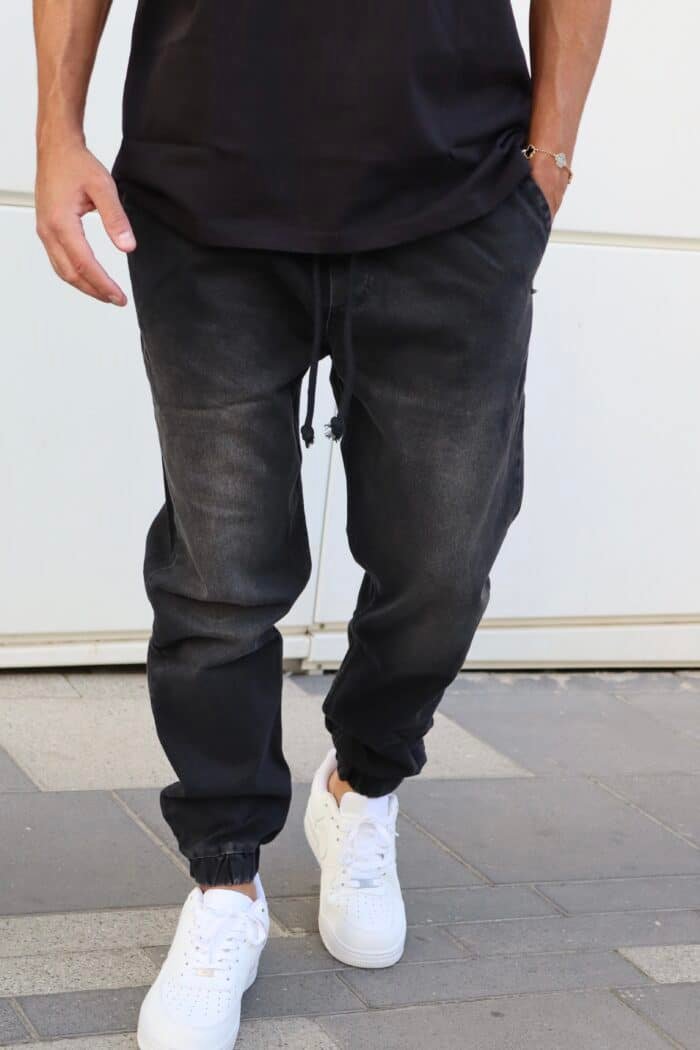 ⁦ג׳ינס בויפרנד שחור⁩ – תמונה ⁦4⁩