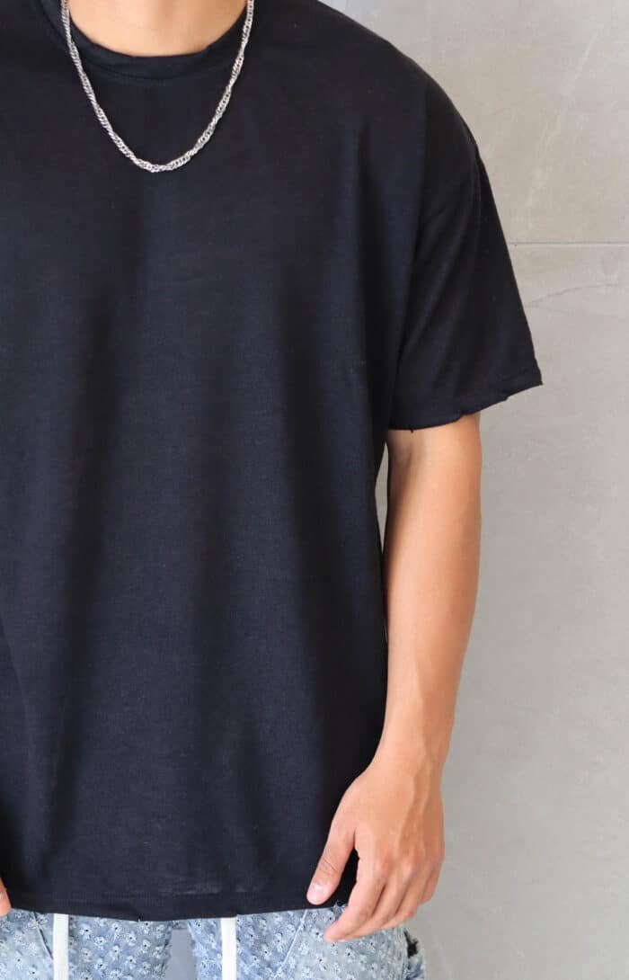 ⁦חולצת פשתן סלאב שחורה⁩ – תמונה ⁦4⁩