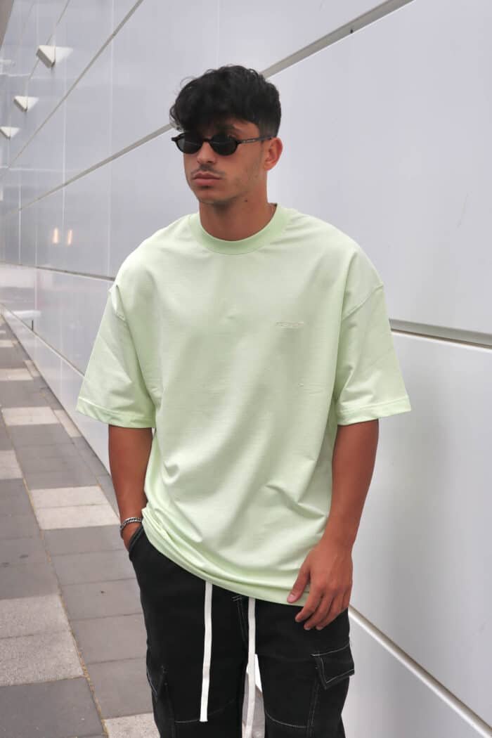 ⁦טישרט אוברסייז ST ירוק בהיר⁩ – תמונה ⁦5⁩