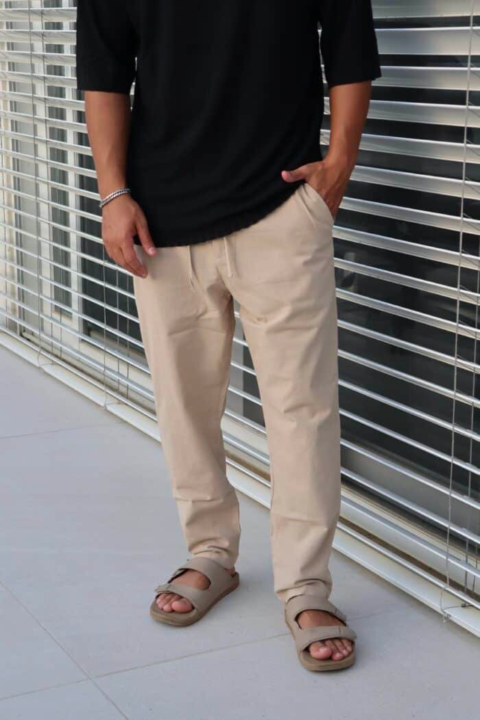 ⁦מכנס פשתן גזרה ישרה בז׳⁩ – תמונה ⁦2⁩