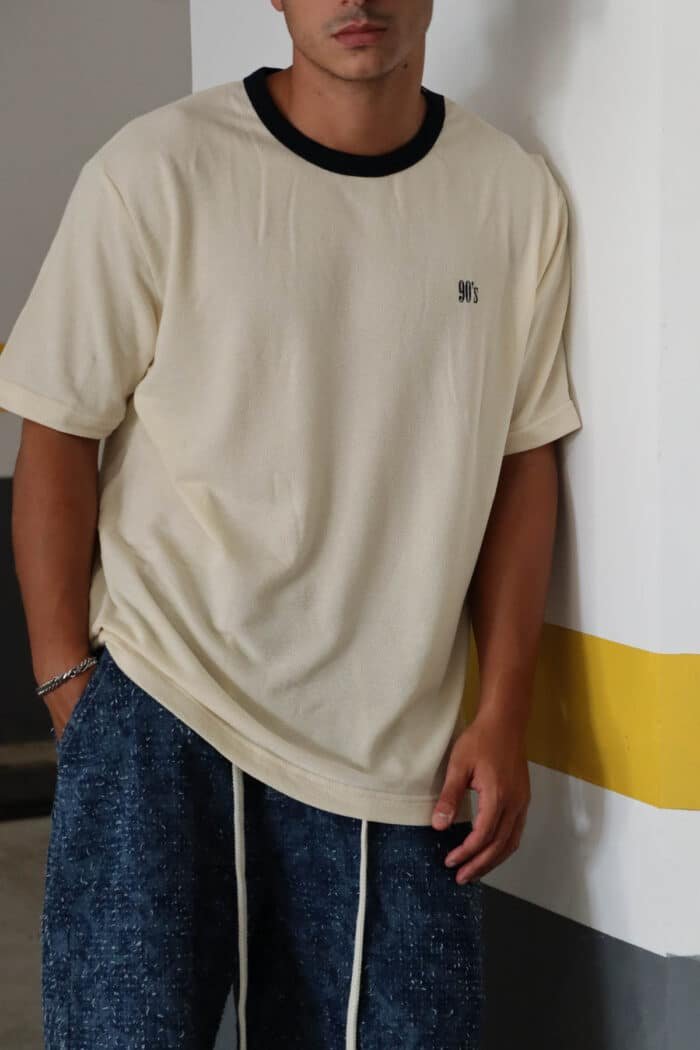 ⁦טישרט 90s שמנת⁩ – תמונה ⁦3⁩