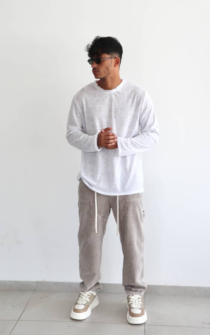 ⁦חולצת פשתן שרוול ארוך לבן⁩ – תמונה ⁦4⁩