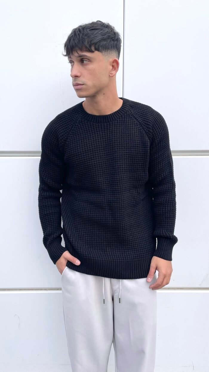 ⁦סריג Slim שחור⁩ – תמונה ⁦2⁩