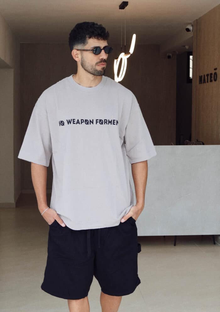 ⁦טישרט Weapon אפור⁩ – תמונה ⁦5⁩